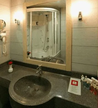 Hotel Grand Pearl &